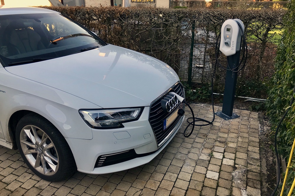 Elektrische auto's slim laden met loadbalancing technologie