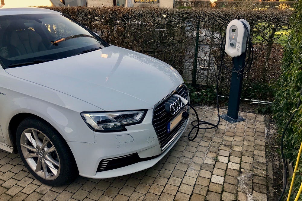 Elektrische auto's slim laden met loadbalancing technologie