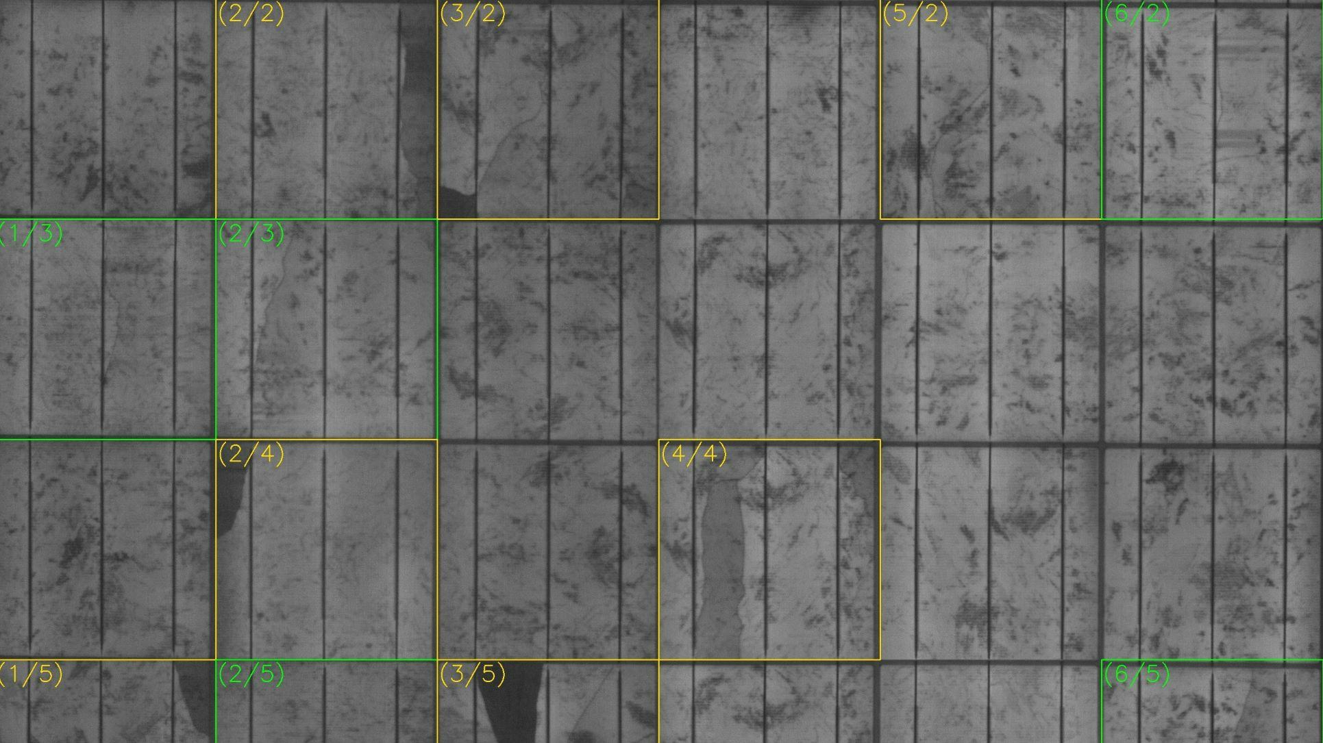 Micro-cracks veroorzaken afgesloten gebiedjes in de zonnecellen en zorgen voor versnelde degradatie van de panelen. Foto: SolarTester