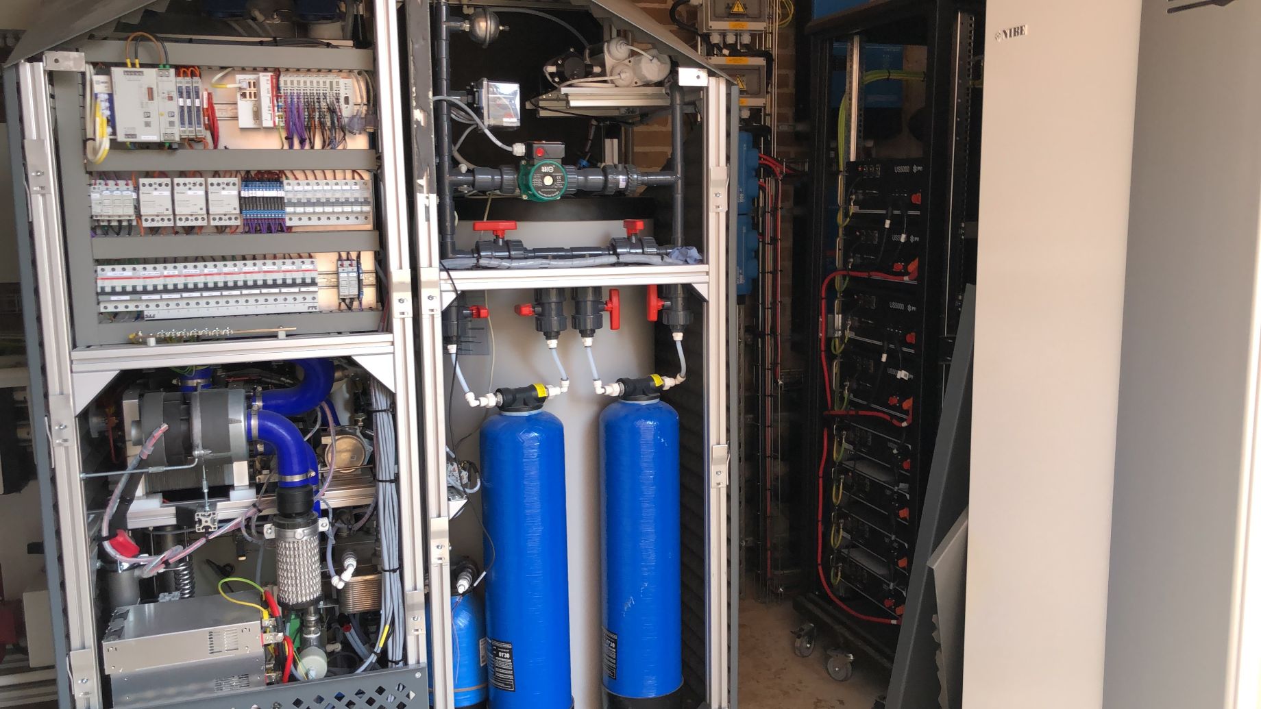 De Powerbox: een combinatie van elektrolyser, brandstofcel en batterij.